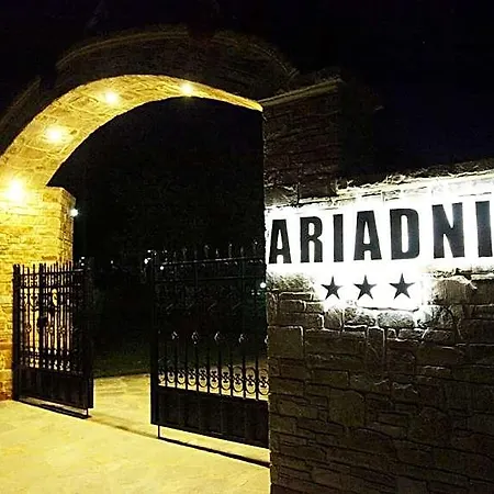 Ariadni