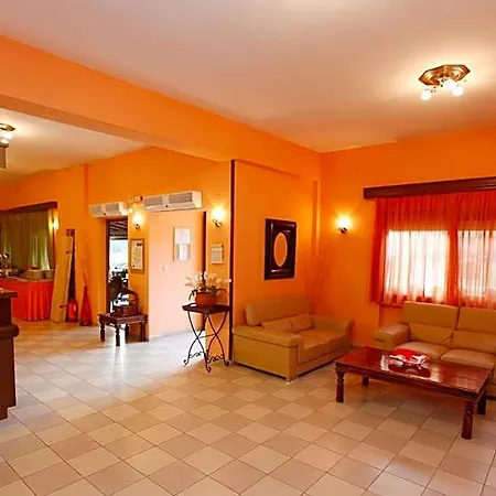 Hotel Ariadni 3*