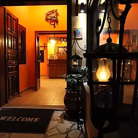 Hotel Ariadni 3*